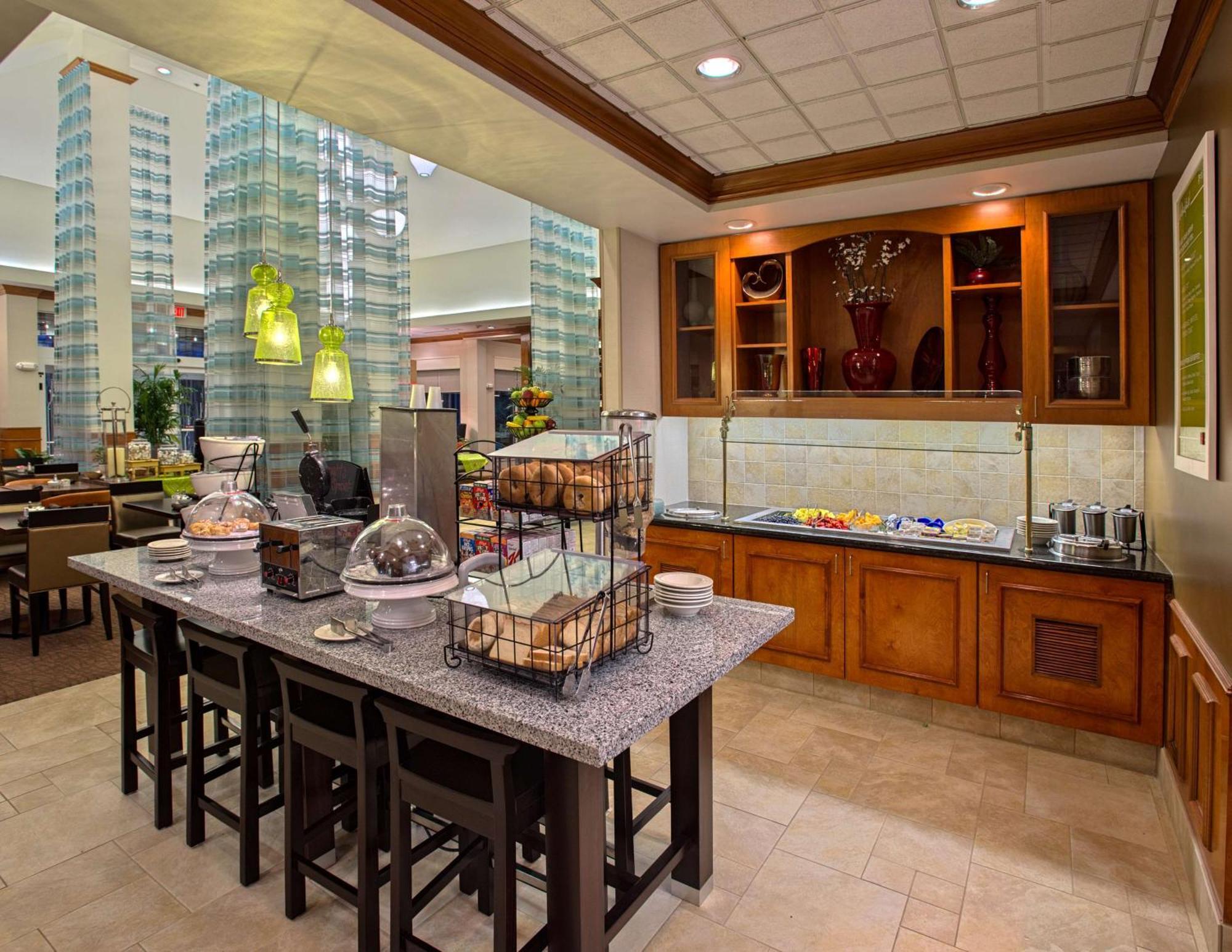 Hilton Garden Inn Columbia/Harbison Екстериор снимка