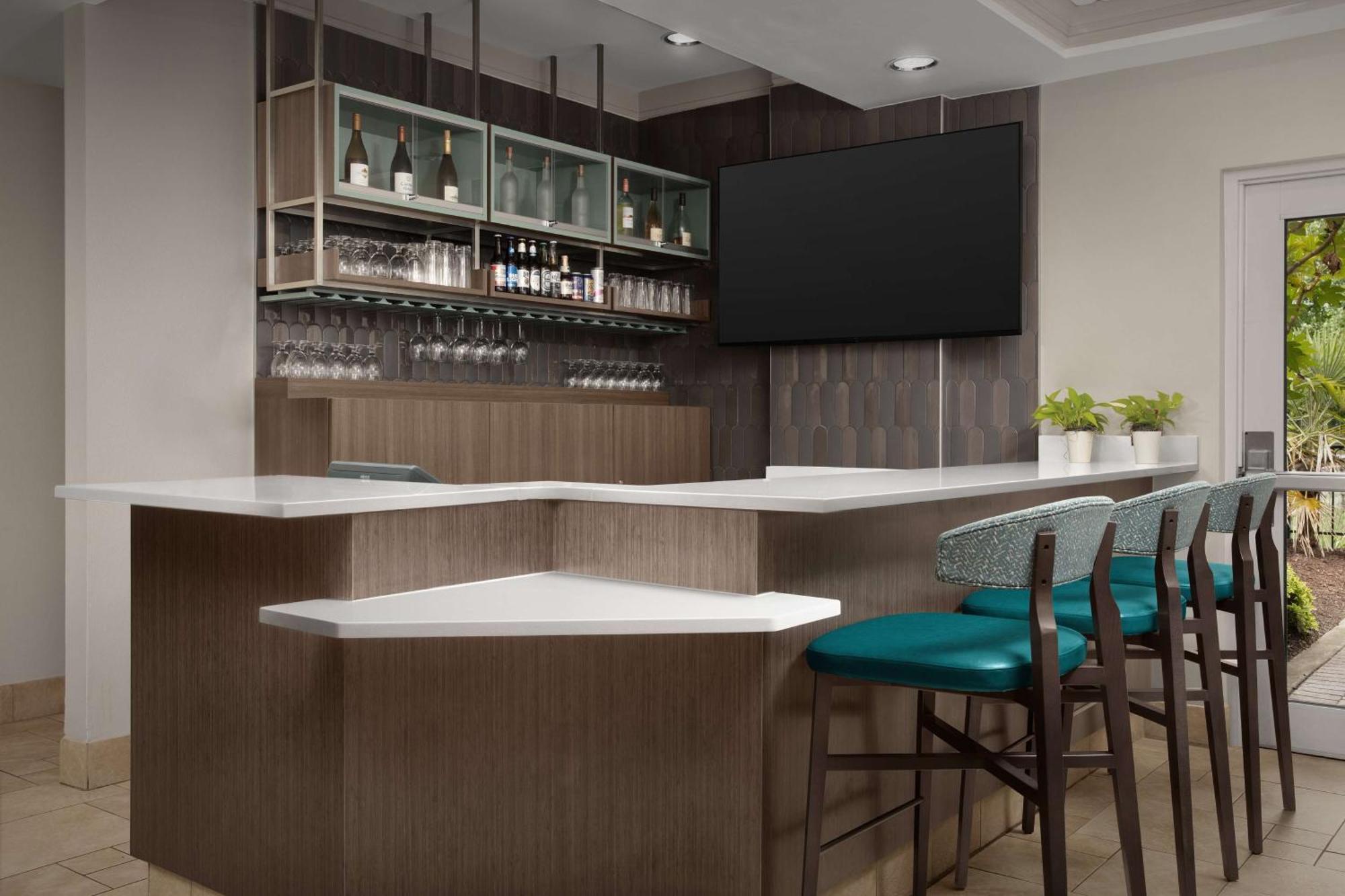 Hilton Garden Inn Columbia/Harbison Екстериор снимка